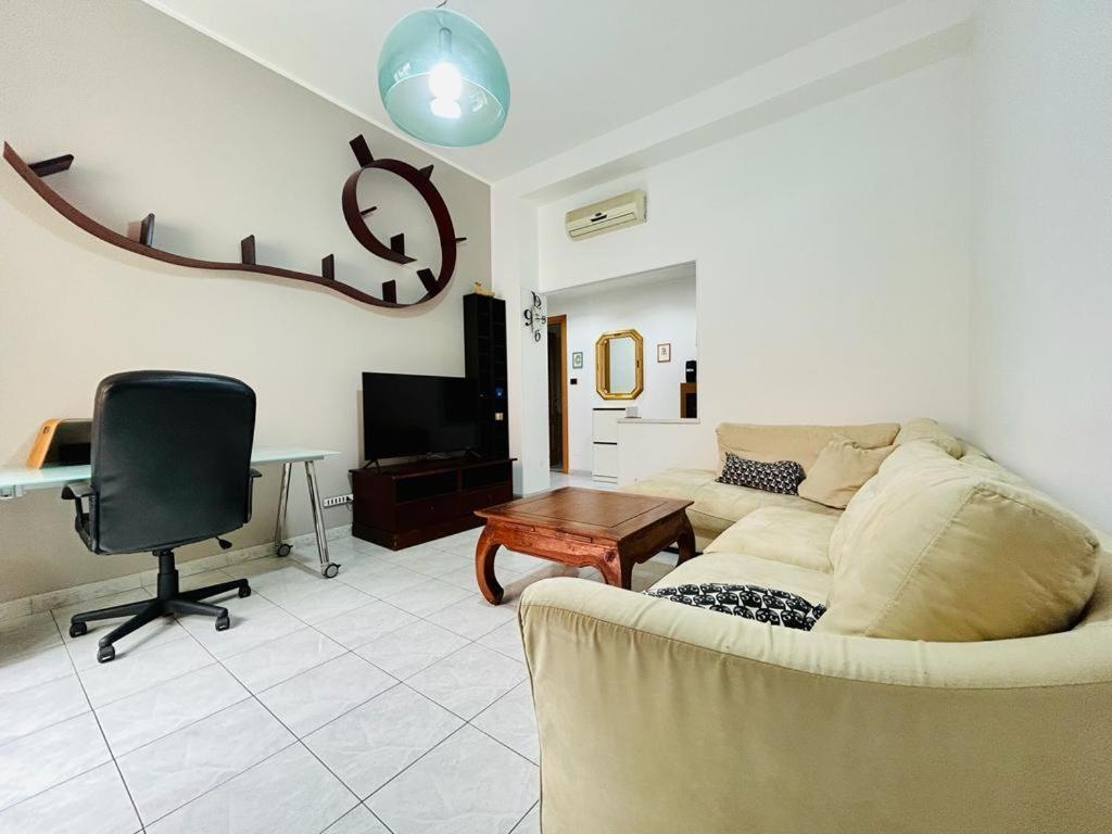 Apartment Kibilu - Via Valvassori Peroni Milan