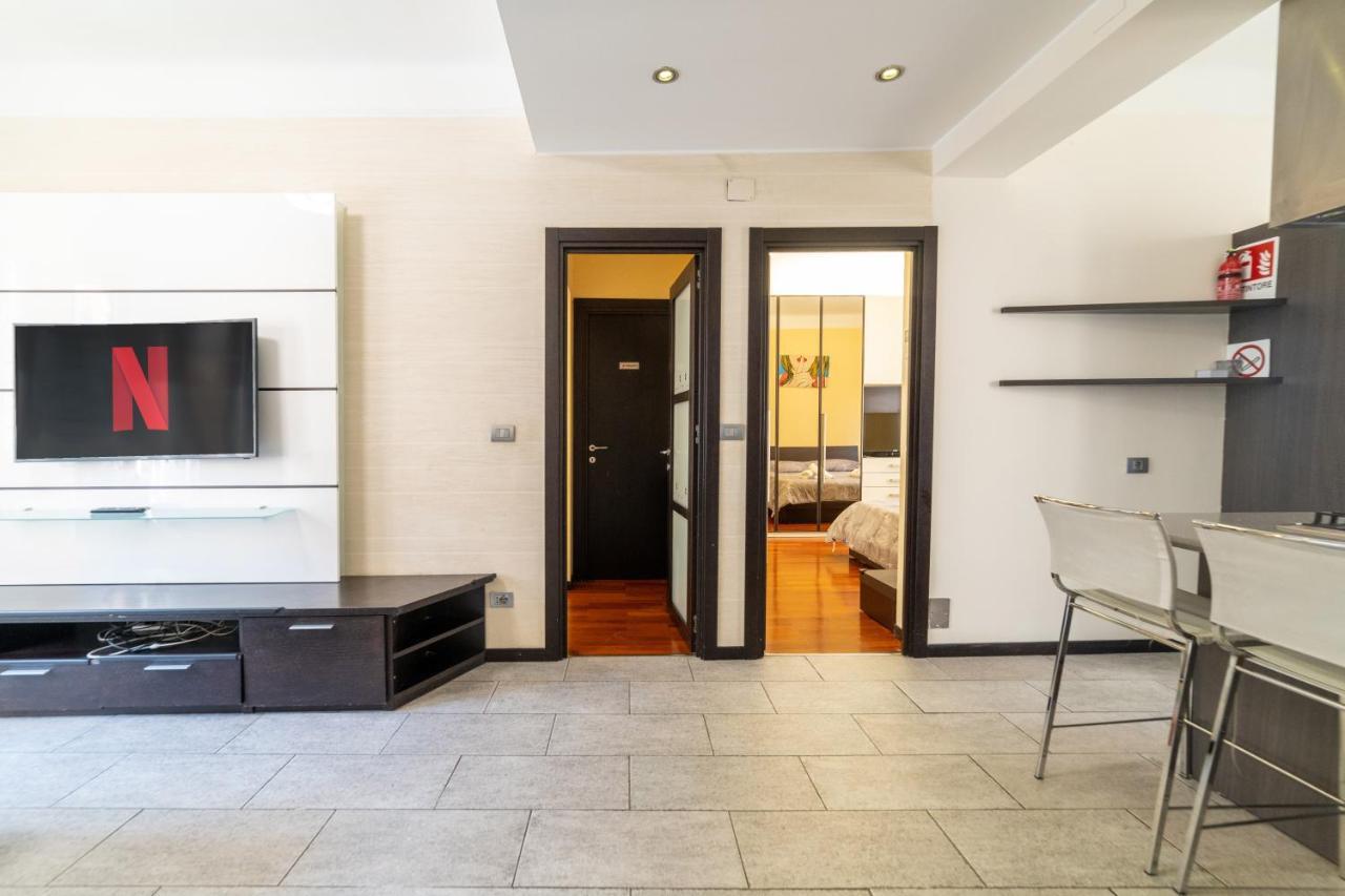 Apartment Stazione Centrale-centro, Spazioso E Elegante Apt *