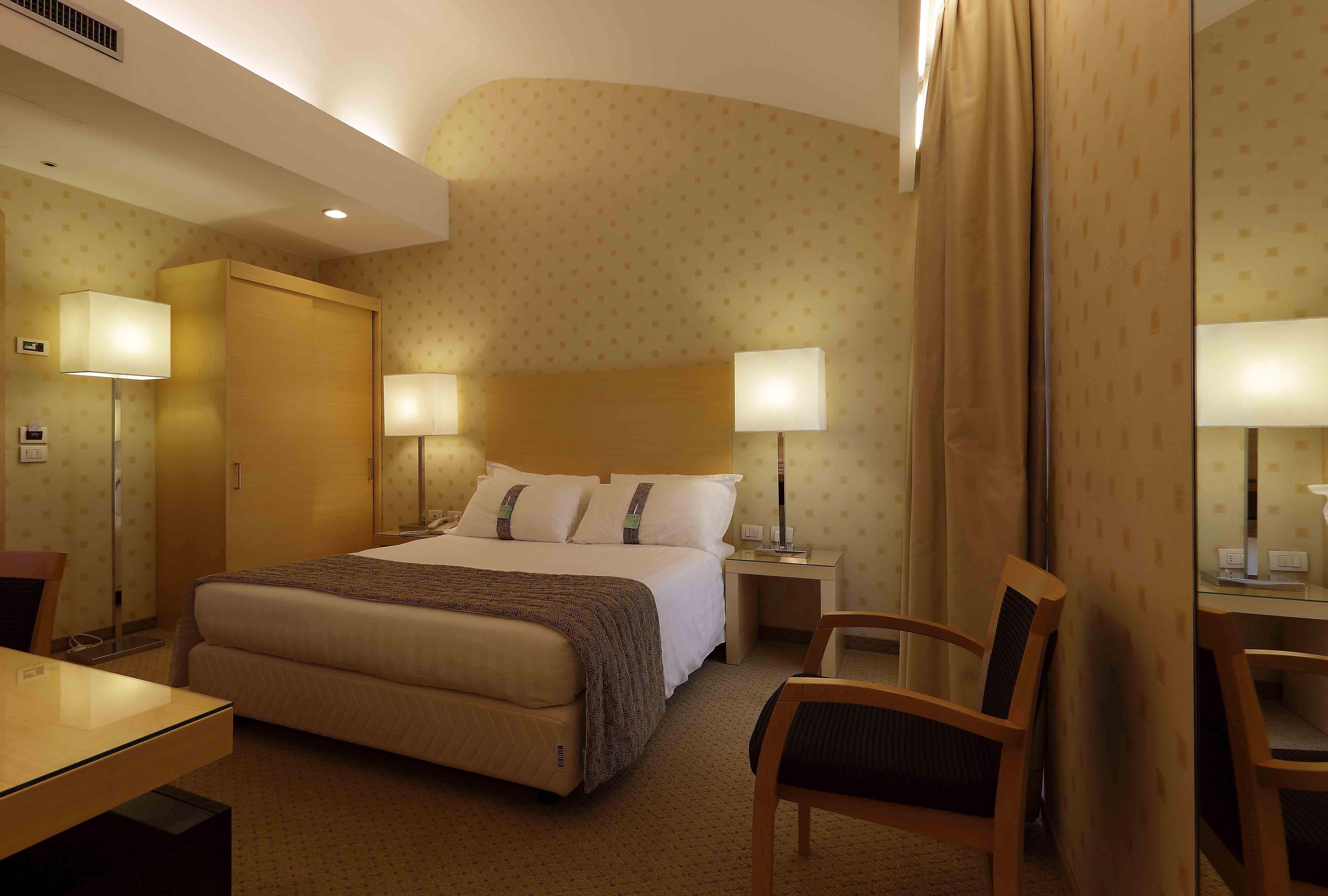 Garibaldi Station By Ihg 4* Milan