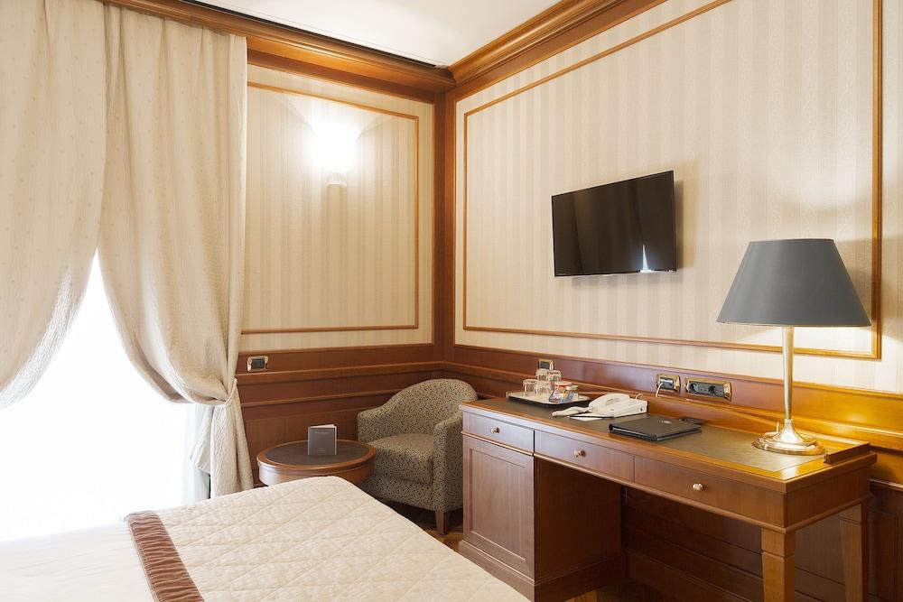 Hotel Manzoni 4*