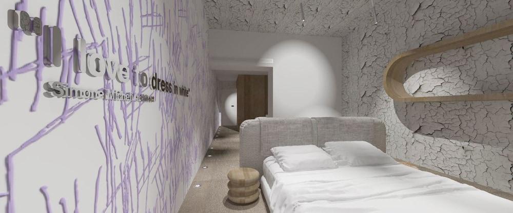 The Glamore Duomo 5* Milan
