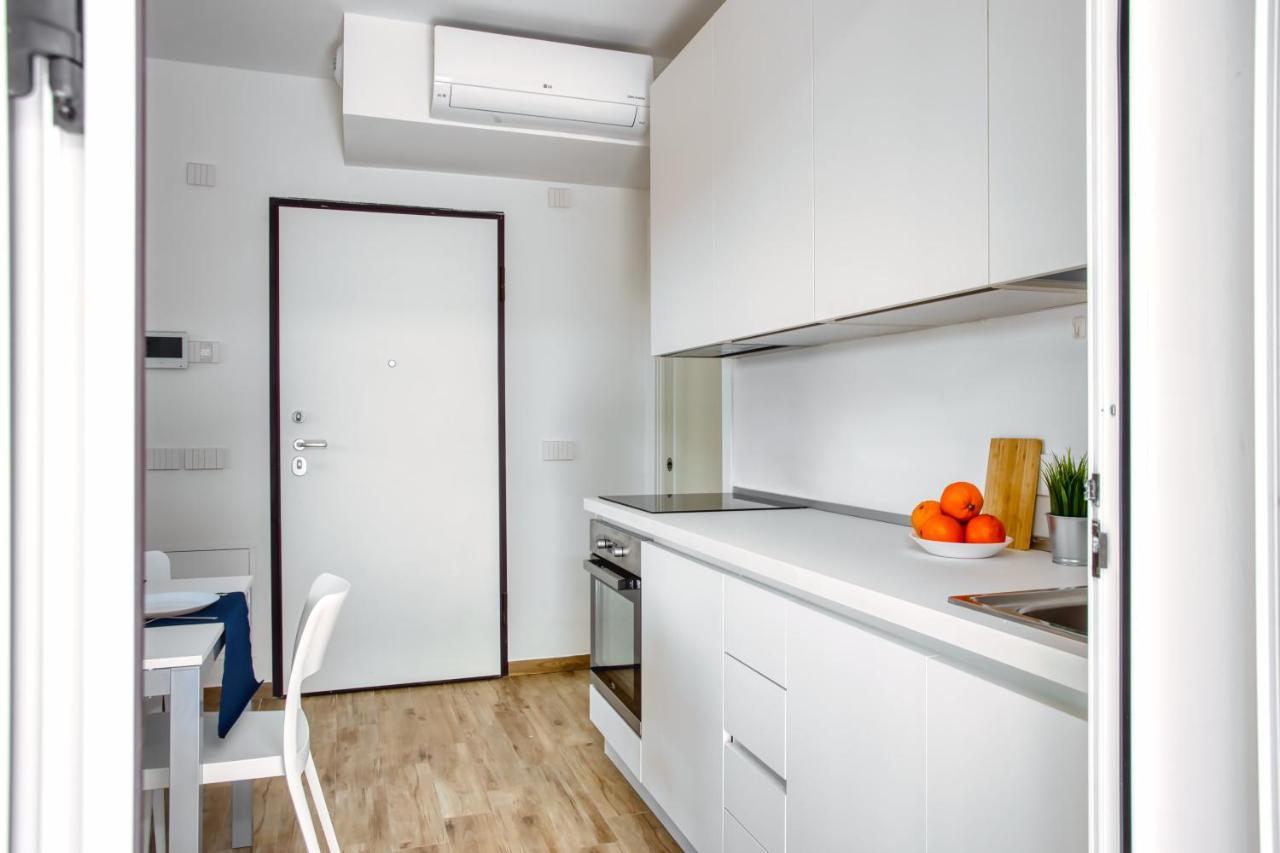 Just Urban Stays - Apartment With 90Sqm Terrace - Solari Apartment Milan