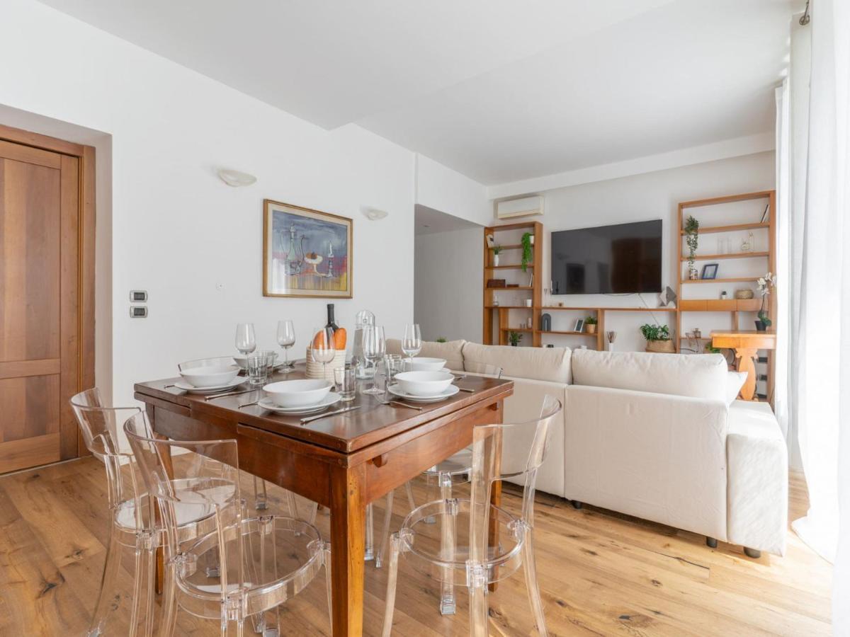 The Best Rent - Spacious Near Colonne S Lorenzo Apartment Milan
