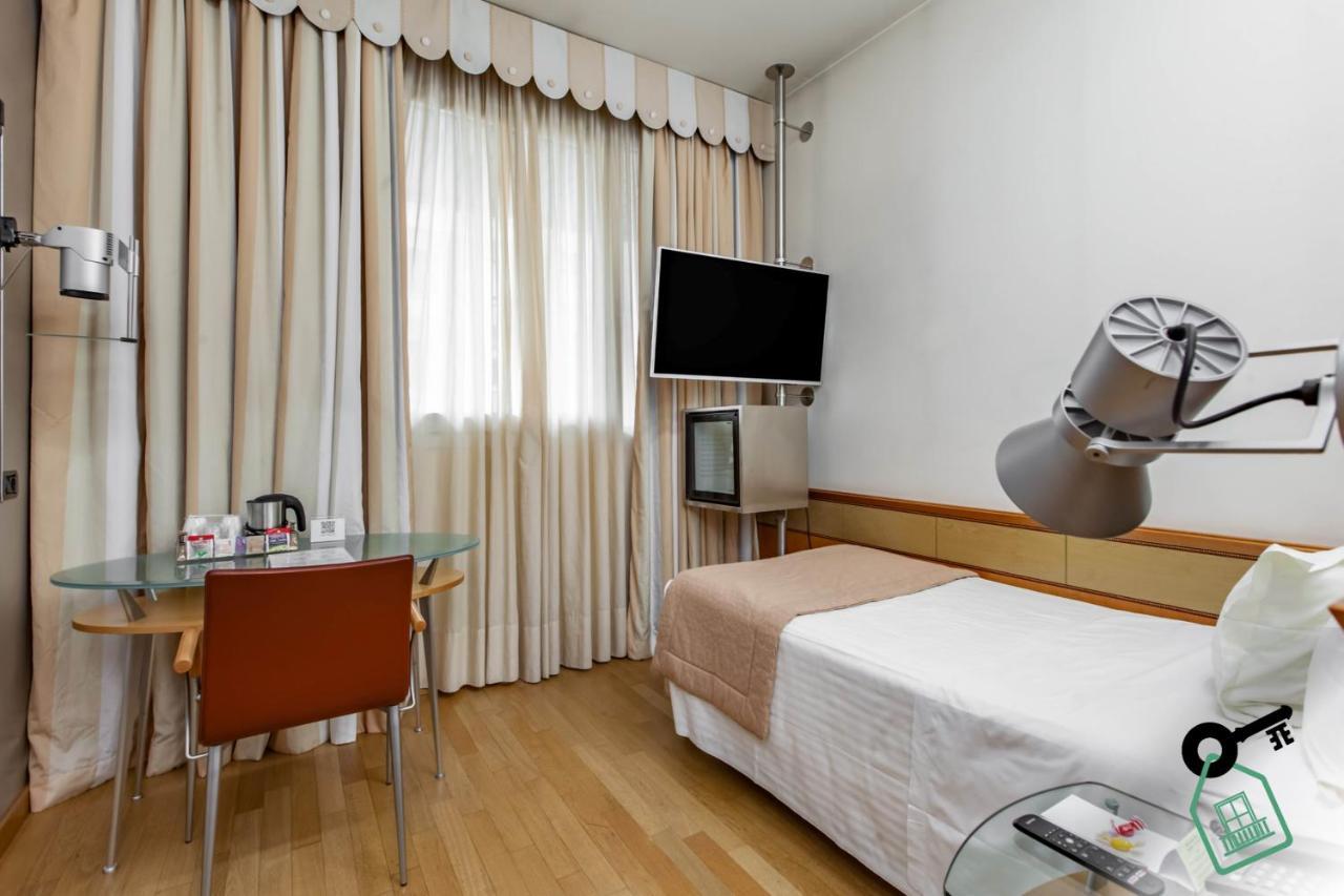 Hotel Rooms Milano Milan