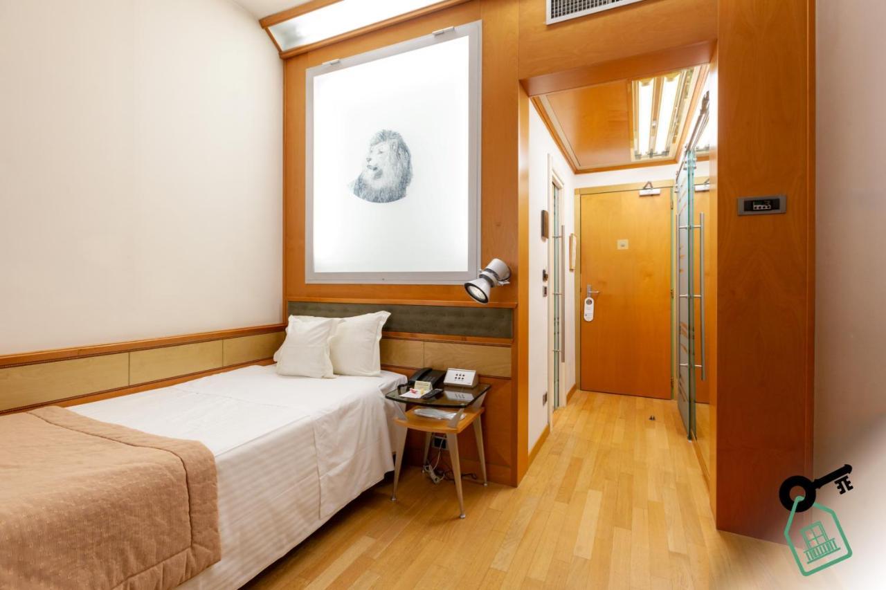Hotel Rooms Milano Apartment Milan