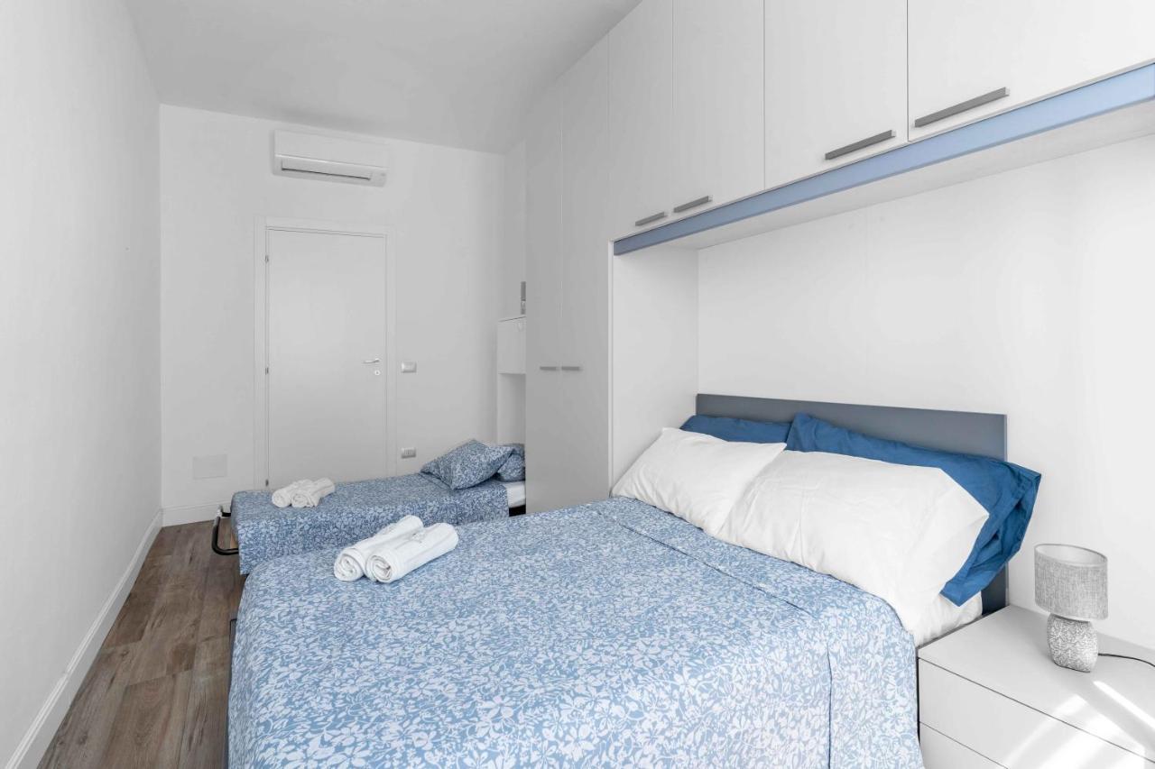 Apartamento Mo237 Loreto- Duomo -modern -