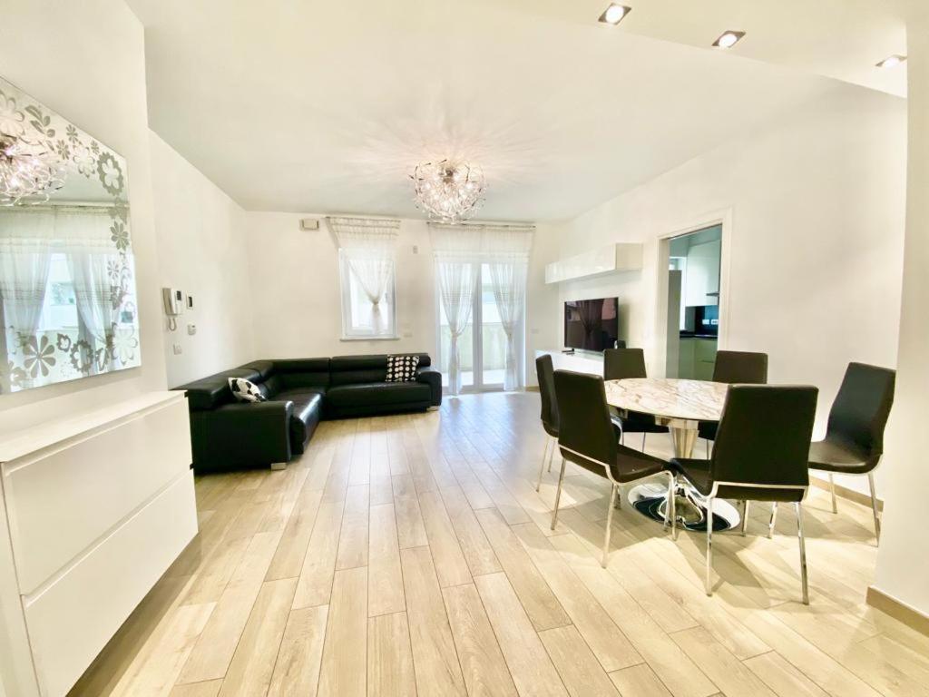 Mpm - Belinzaghi 5 6 Pax Apartment Milan