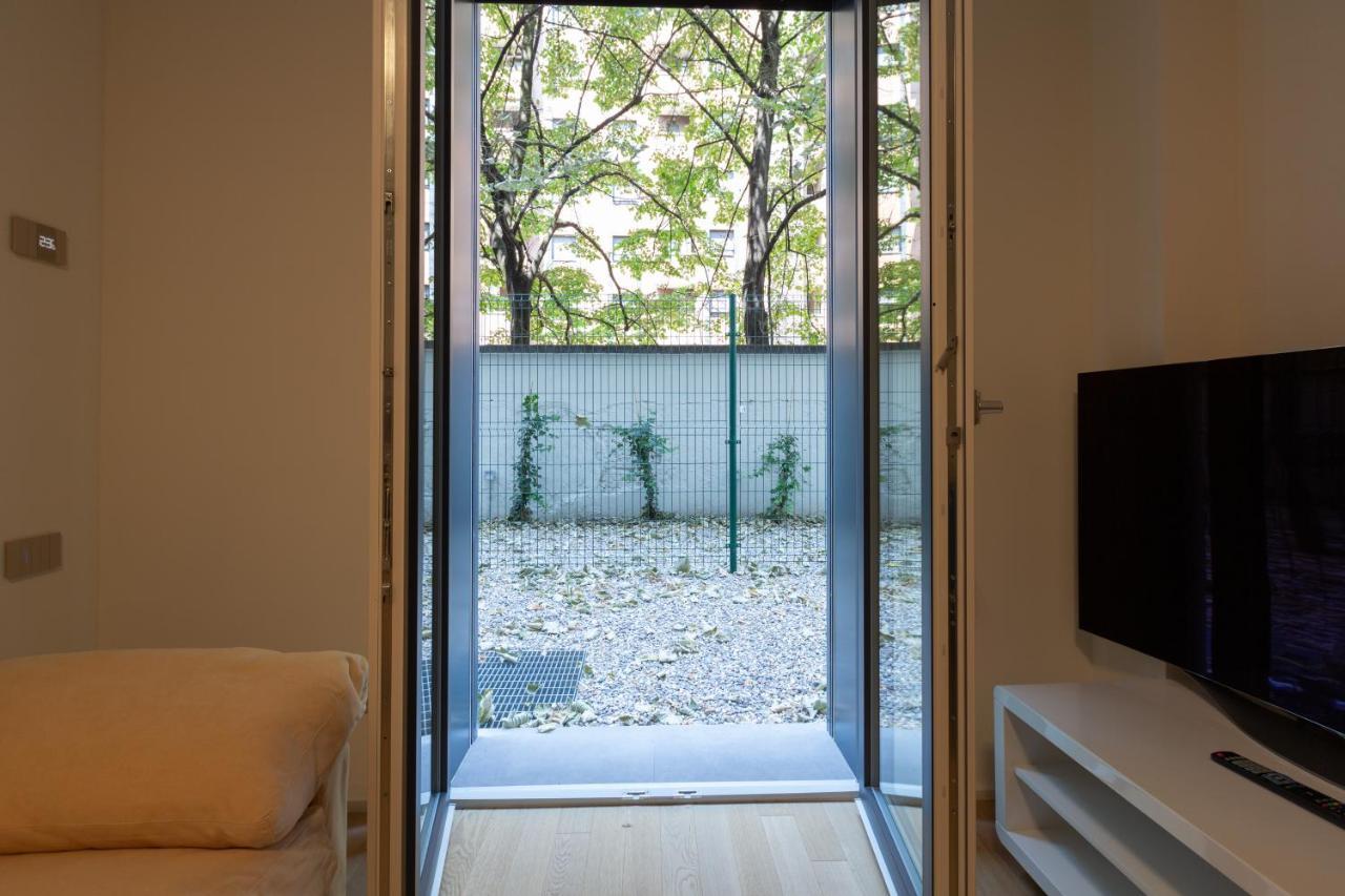 Apartment Cozy Flat With Parking