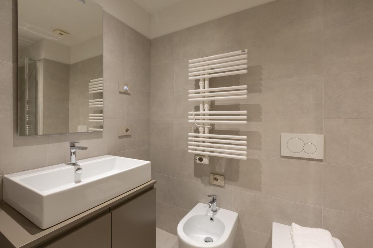 Cozy Flat With Parking Apartment Milan