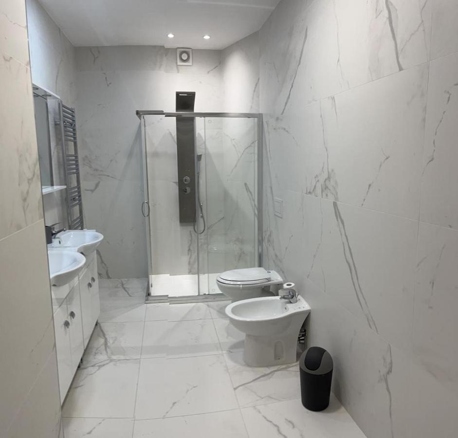 Apt. N. 1 * Milan