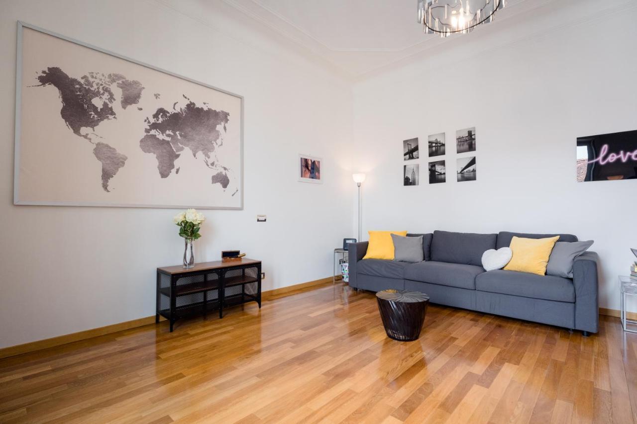 Apartment Cinque Vie Floor - Center Milan