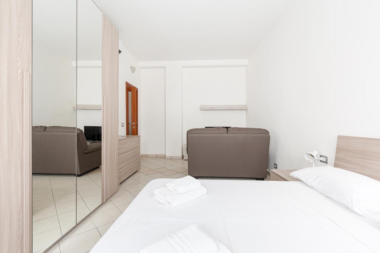 Ripamonti Budget With Small Balcony Appartamento Milano