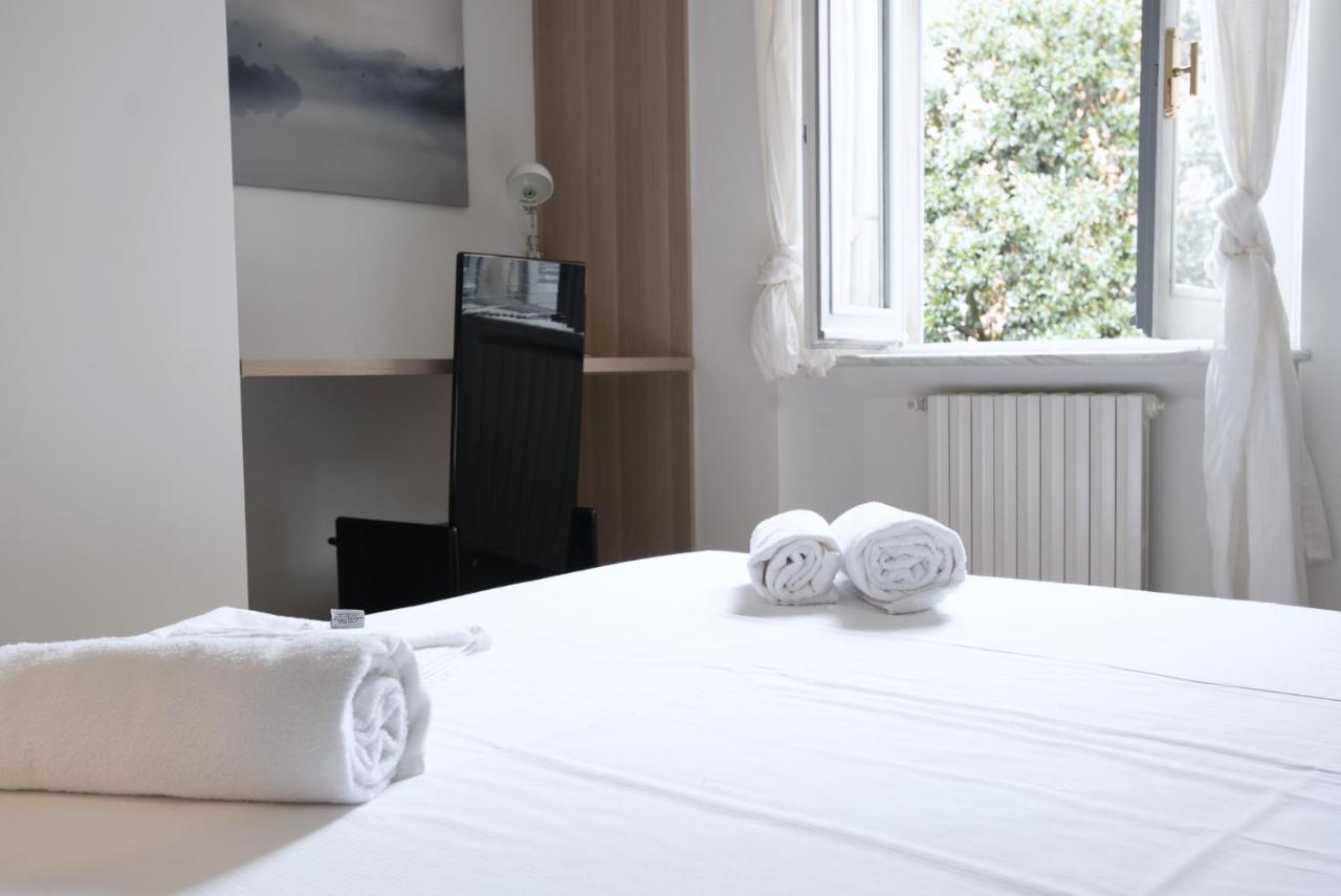 Easylife - Lusso E Tradizione In Sant'ambrogio Apartamento *