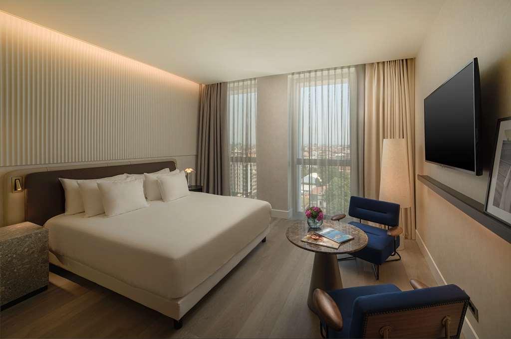 Nh Collection Life Hotel Milan