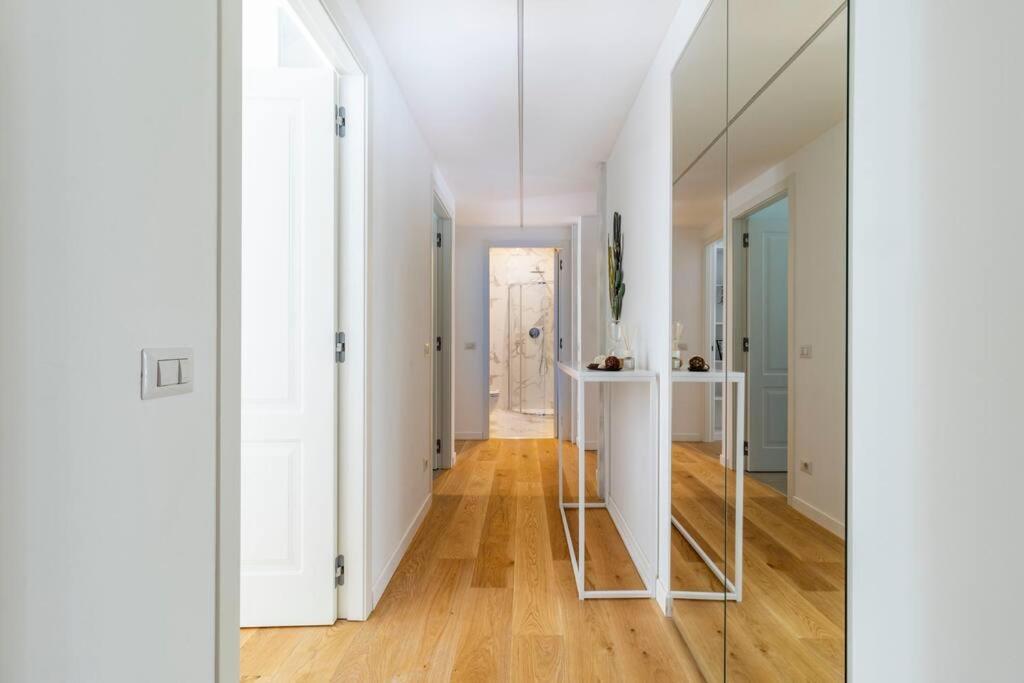 Bocconi Luxury Apartment Milan