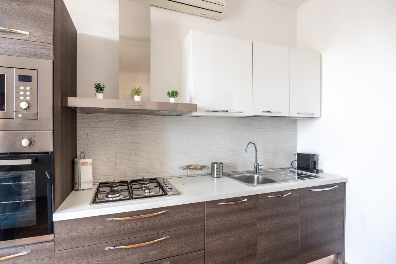 Smartworking Tortona-navigli 2 Skyline Penthouse Con Wifi6 Apartamento *
