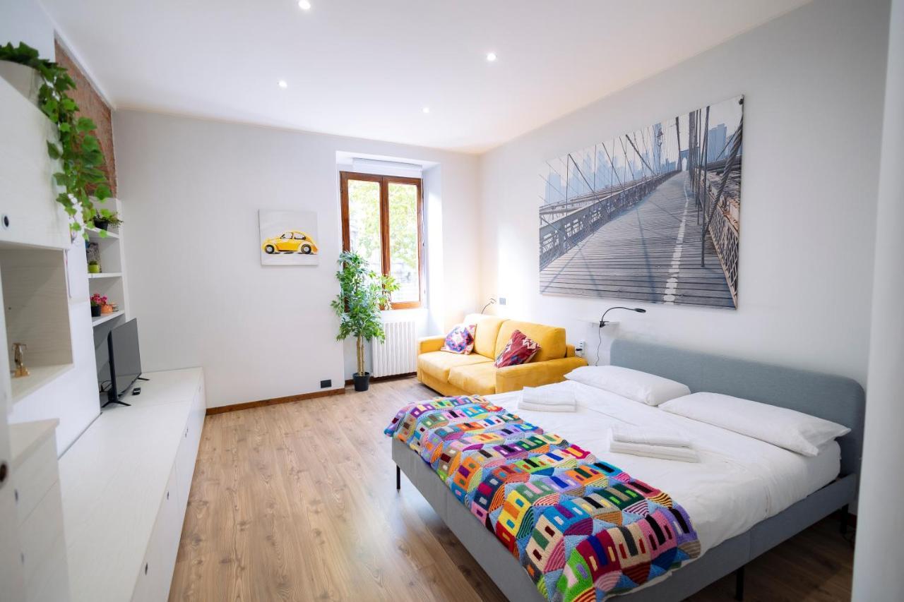 The Red Bricks - San Babila Area Appartamento *