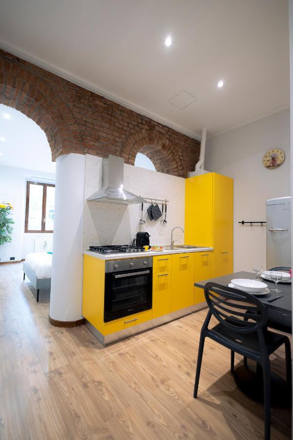 The Red Bricks - San Babila Area Appartamento *