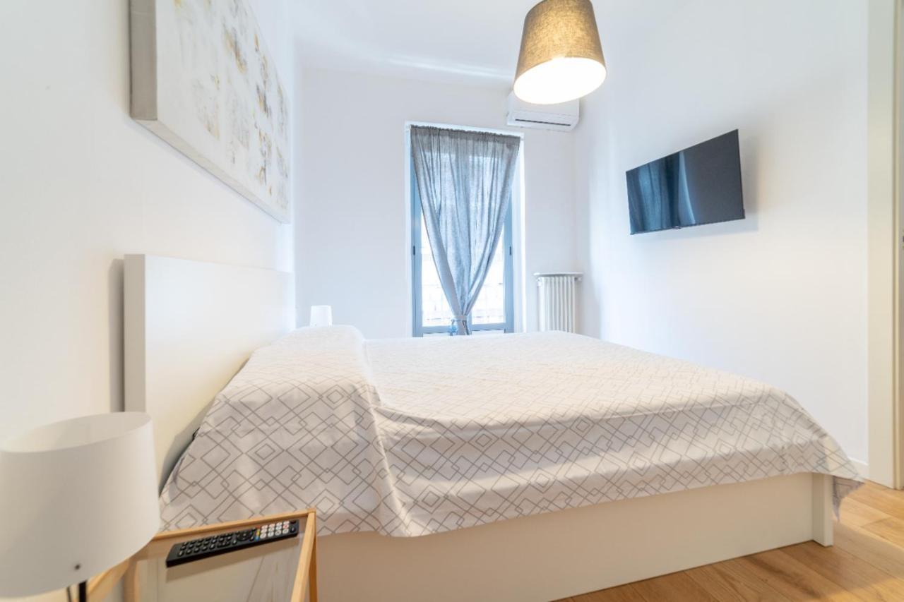 Cute In Apartment Milan
