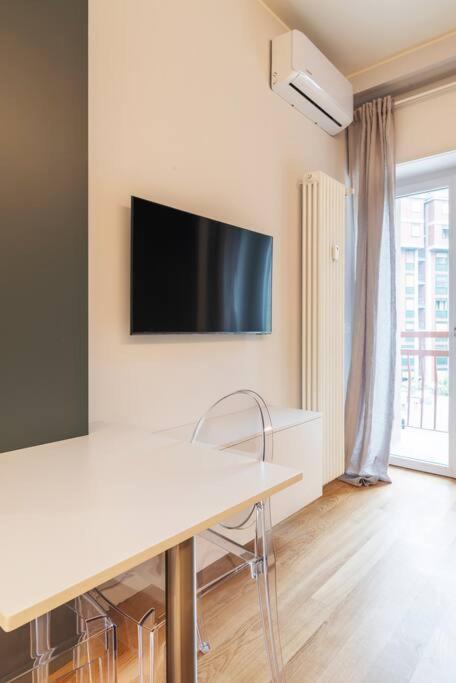 Apartamento Elegante Monolocale Sui Navigli *
