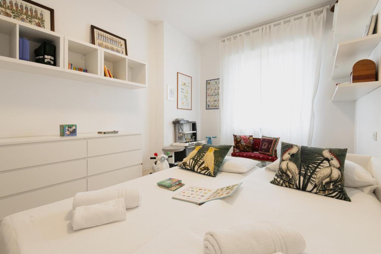 Easylife - Attico 230mq Con Terrazza Area Bocconi Apartment Milan