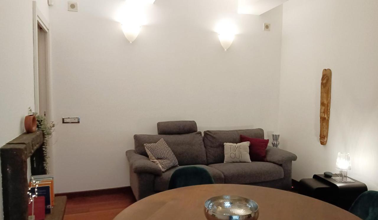 Appartamento Sahi - Jannacci - 2 Bedrooms, Arena, Chinatown