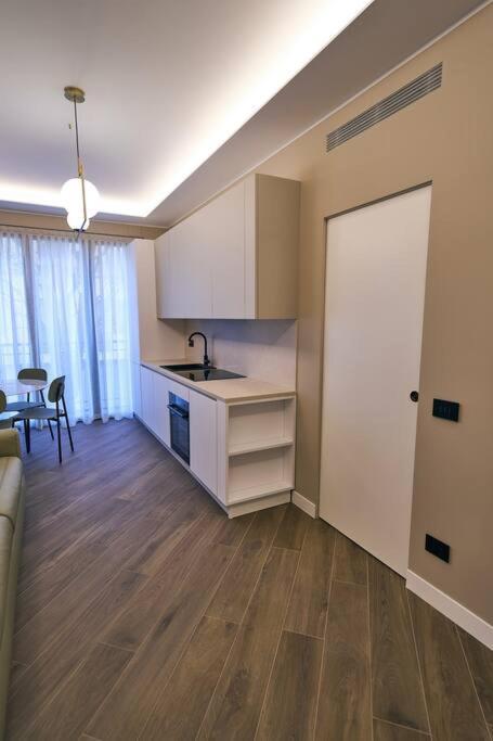 Contempora - Two Bedrooms Monet Milano