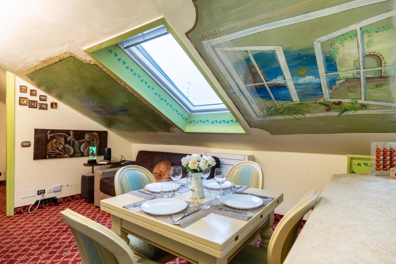 Stazione Centrale-loreto Vintage House With Terrace Wifi Sky-netlix *