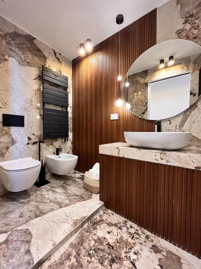Yls Luxury * Milan