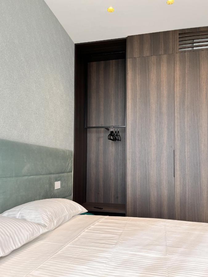 Yls Luxury * Milan