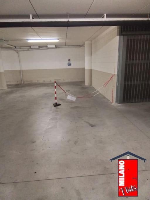 Milanoflats - Bilocale Donminzoni Apartment Milan