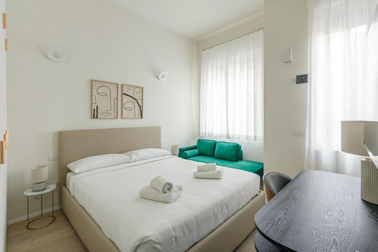 Uberto Visconti Di Modrone B Apartment *