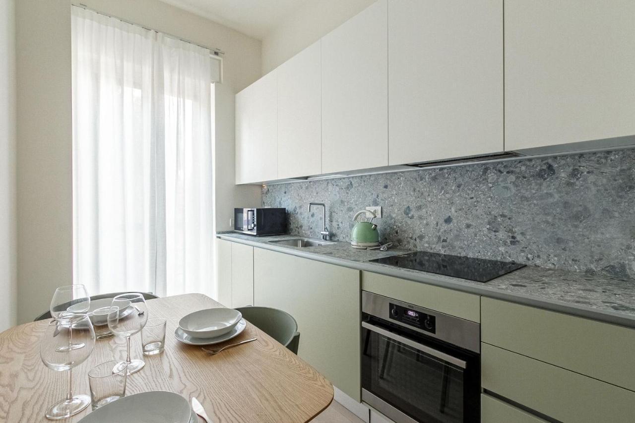Apartment Uberto Visconti Di Modrone B