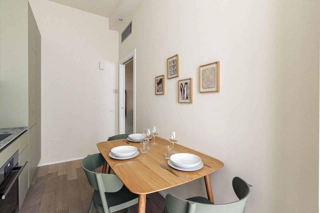 Uberto Visconti Di Modrone B Apartment Milan