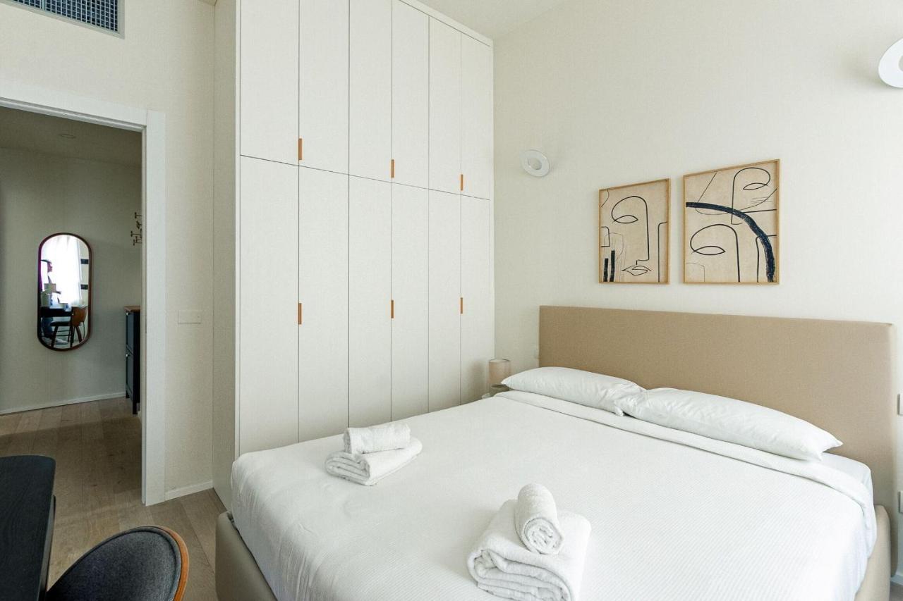 Apartment Uberto Visconti Di Modrone B *