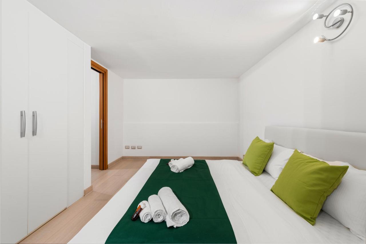 Apartment Con Metro Diretta 10 Minuti Duomo Milan