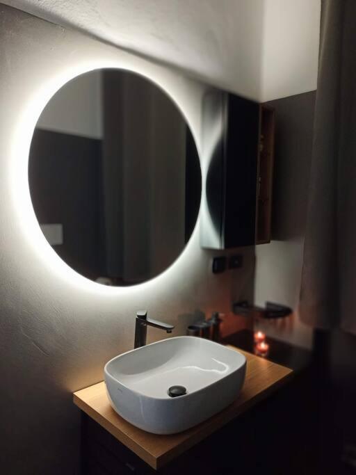 Infinite Dreams 1 Min Mm1 Apartment Milan