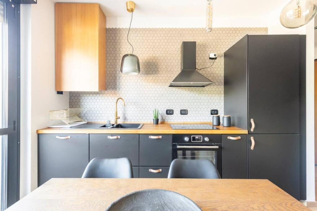 Apartment Infinite Dreams 1 Min Mm1 *