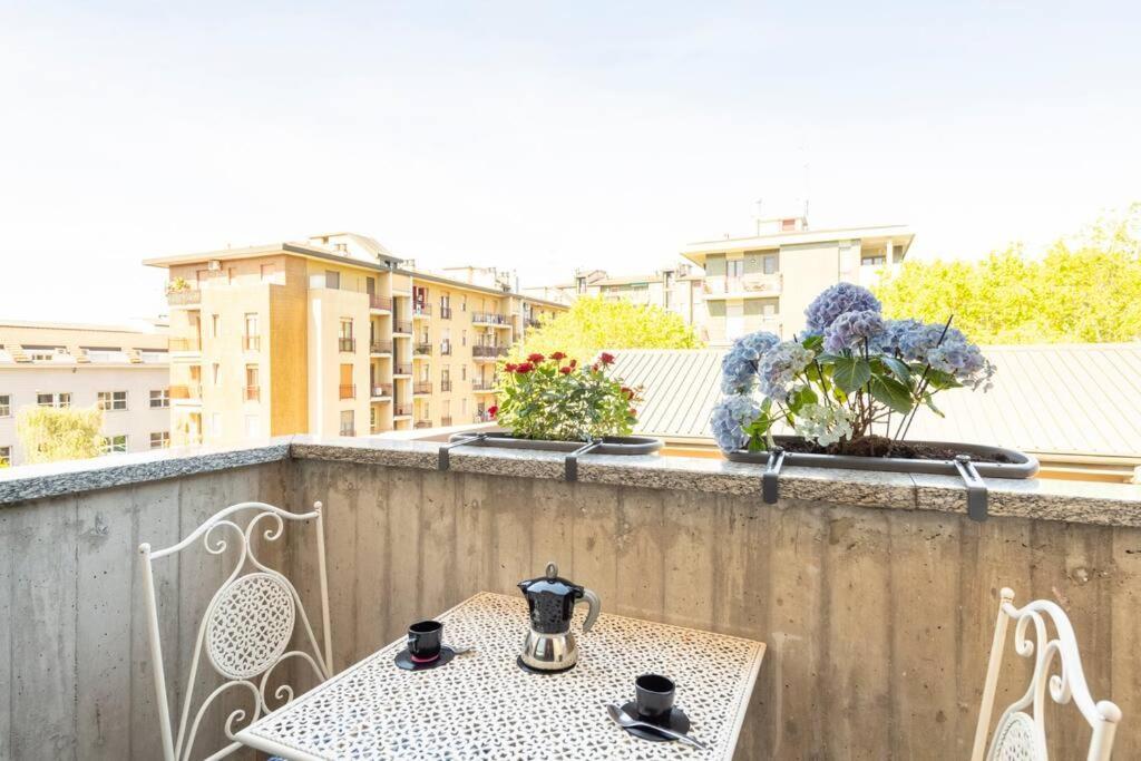 Infinite Dreams 1 Min Mm1 Apartment