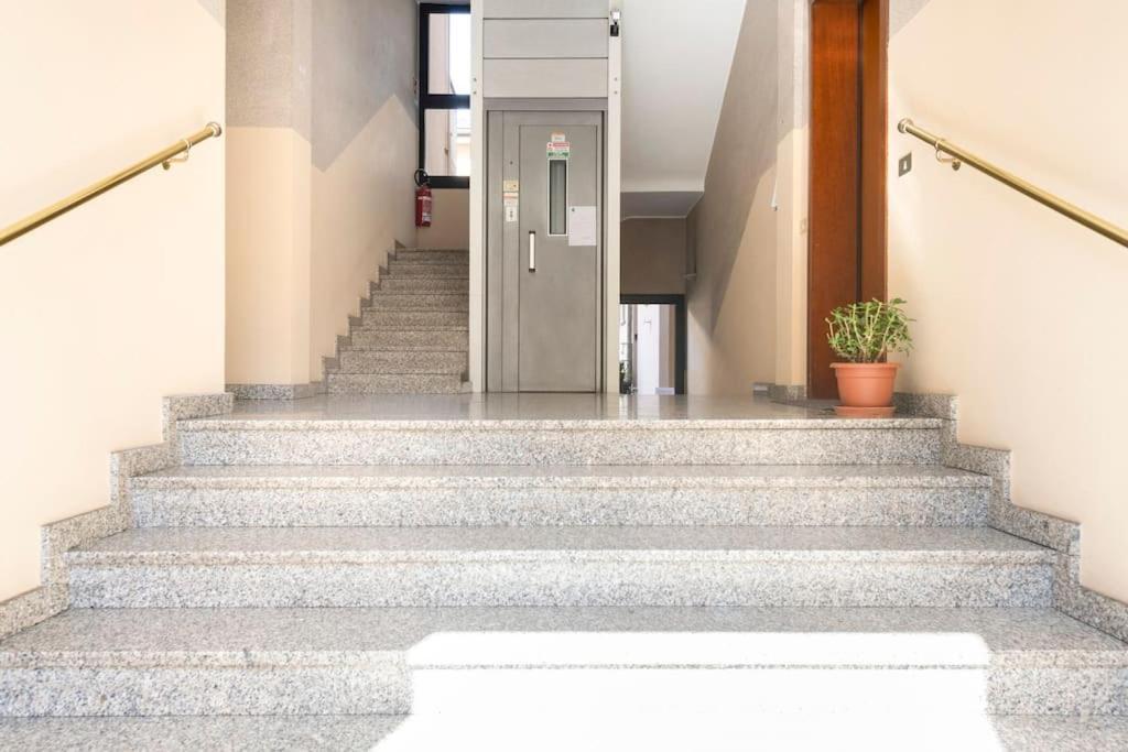 Infinite Dreams 1 Min Mm1 Apartment