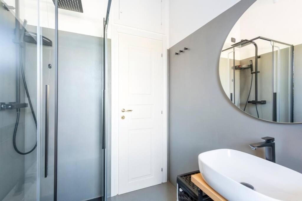 Infinite Dreams 1 Min Mm1 Apartment *