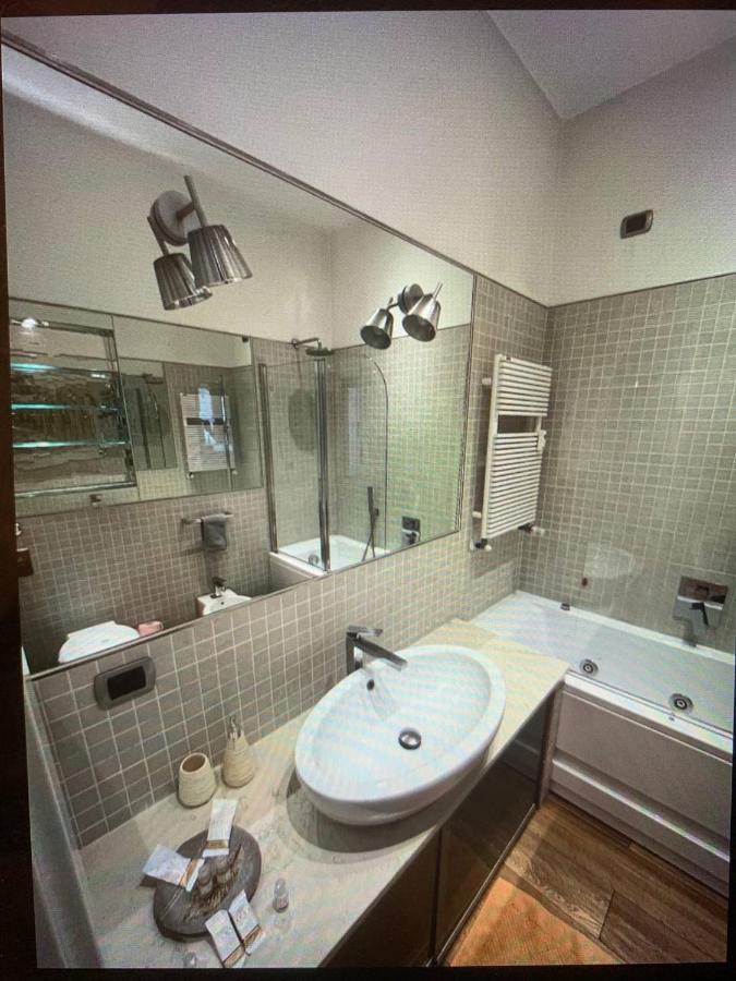 Apartamento S.ambrogio/duomo •jacuzzi • Luxury •design Milão
