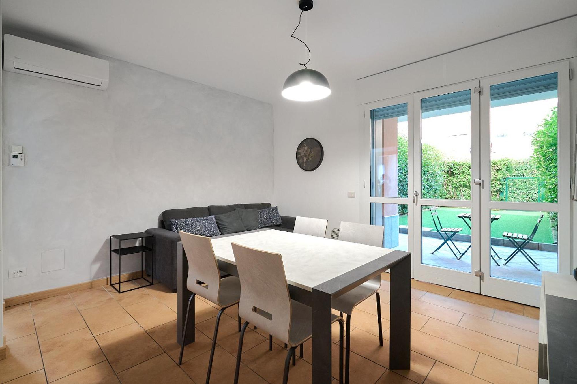 Xenia - Spacious And Bright New Flat With Garden Milan