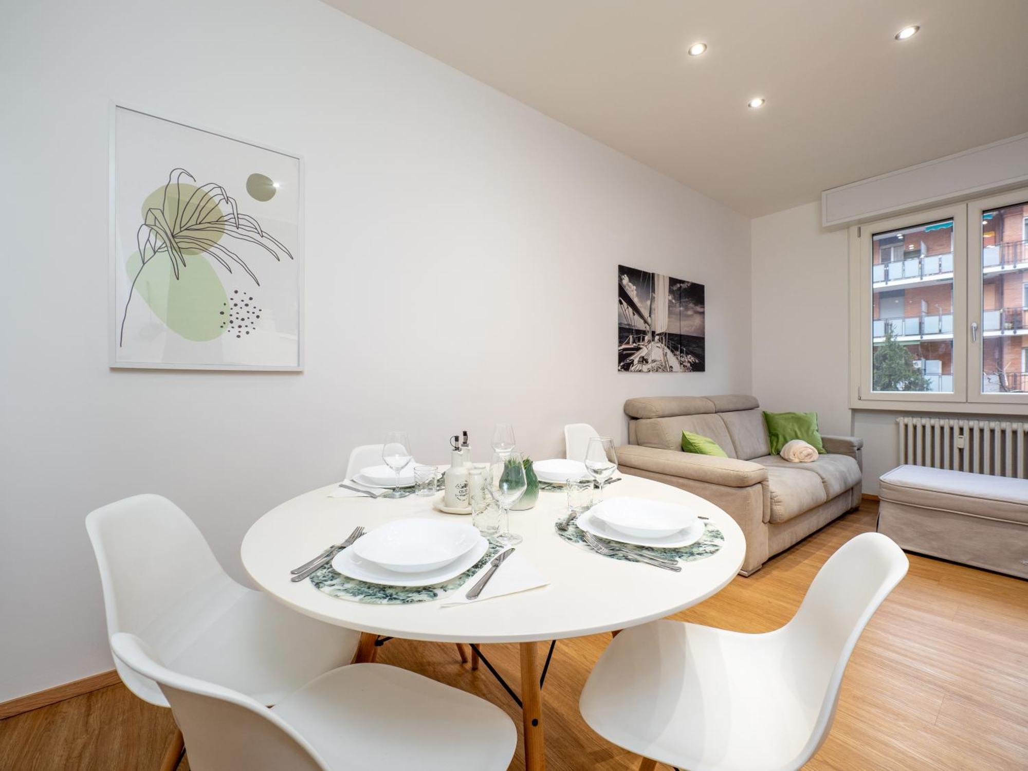 5 Guests - Modern With Balcony Apartamento