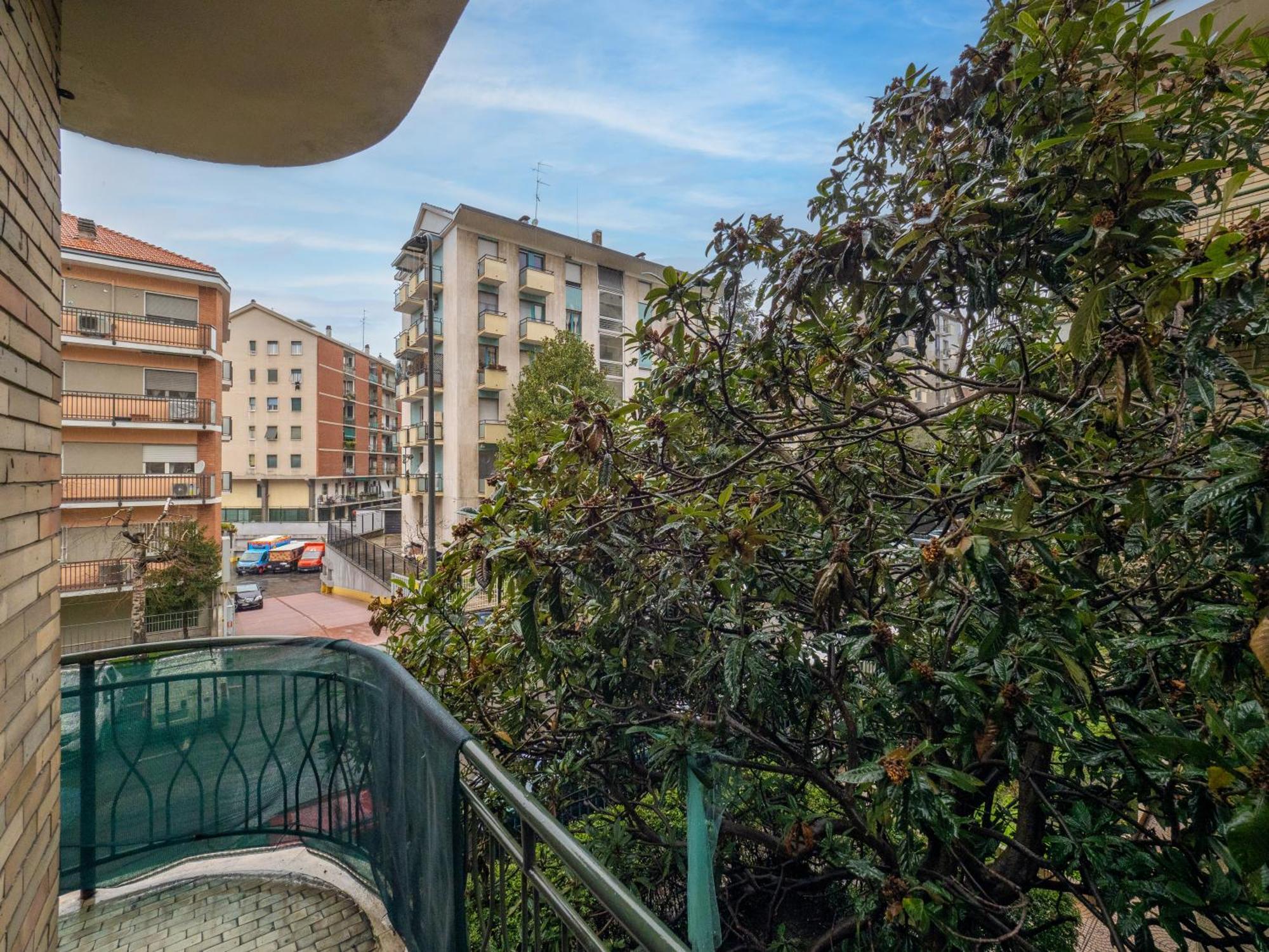 5 Guests - Modern With Balcony Apartamento *