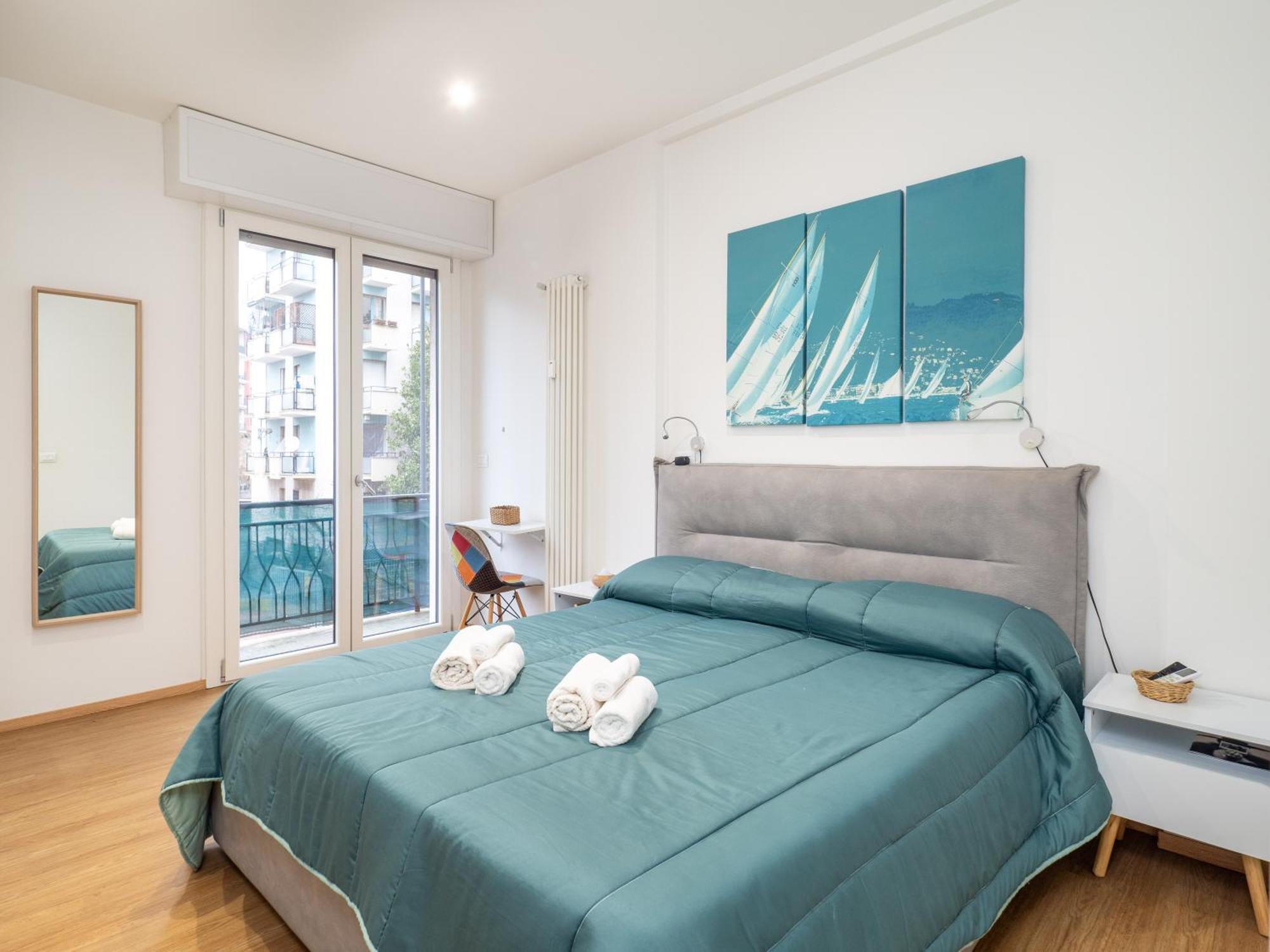 5 Guests - Modern With Balcony * Milão