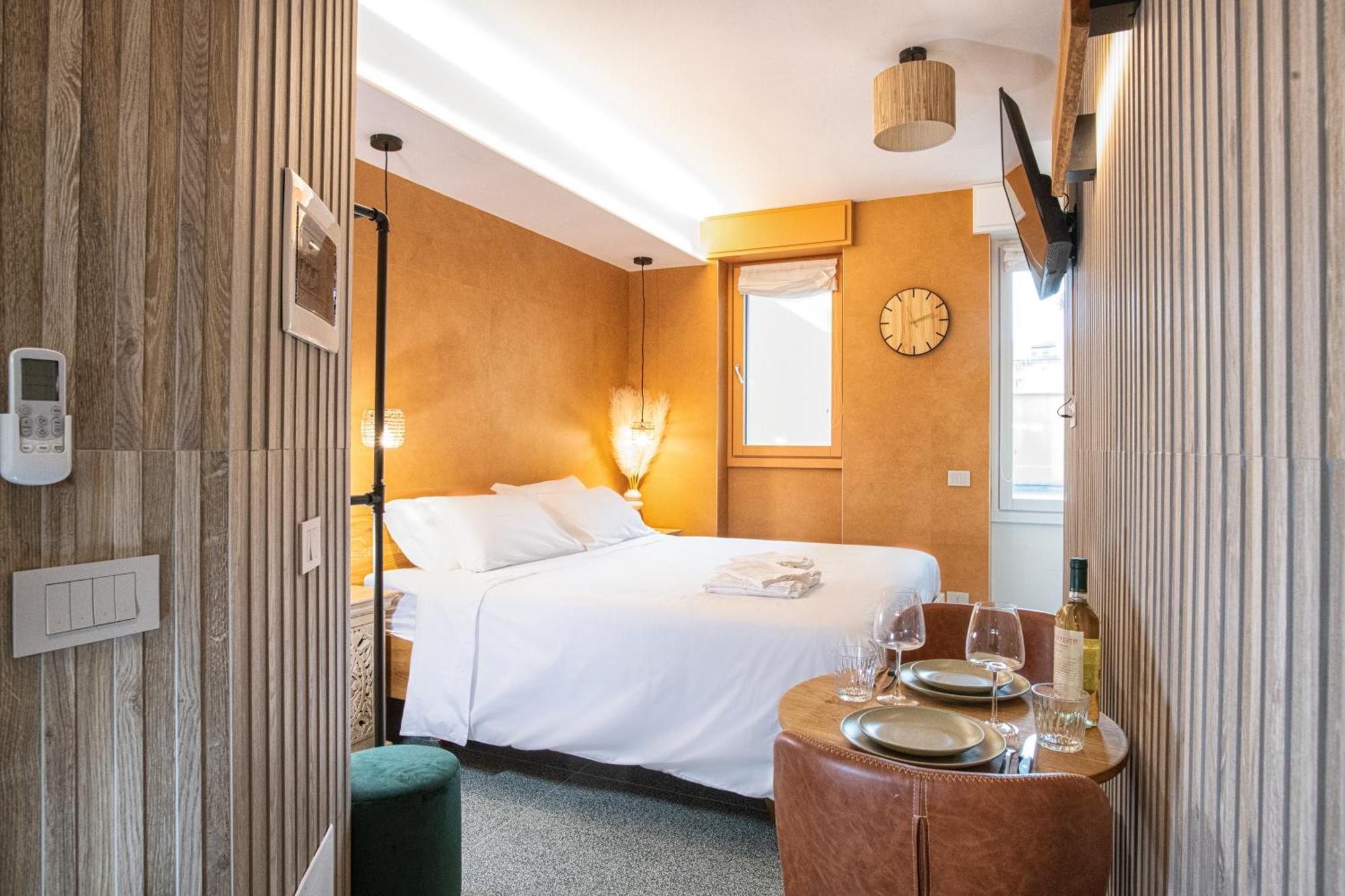 Woodstock Deluxe By Station * Milan