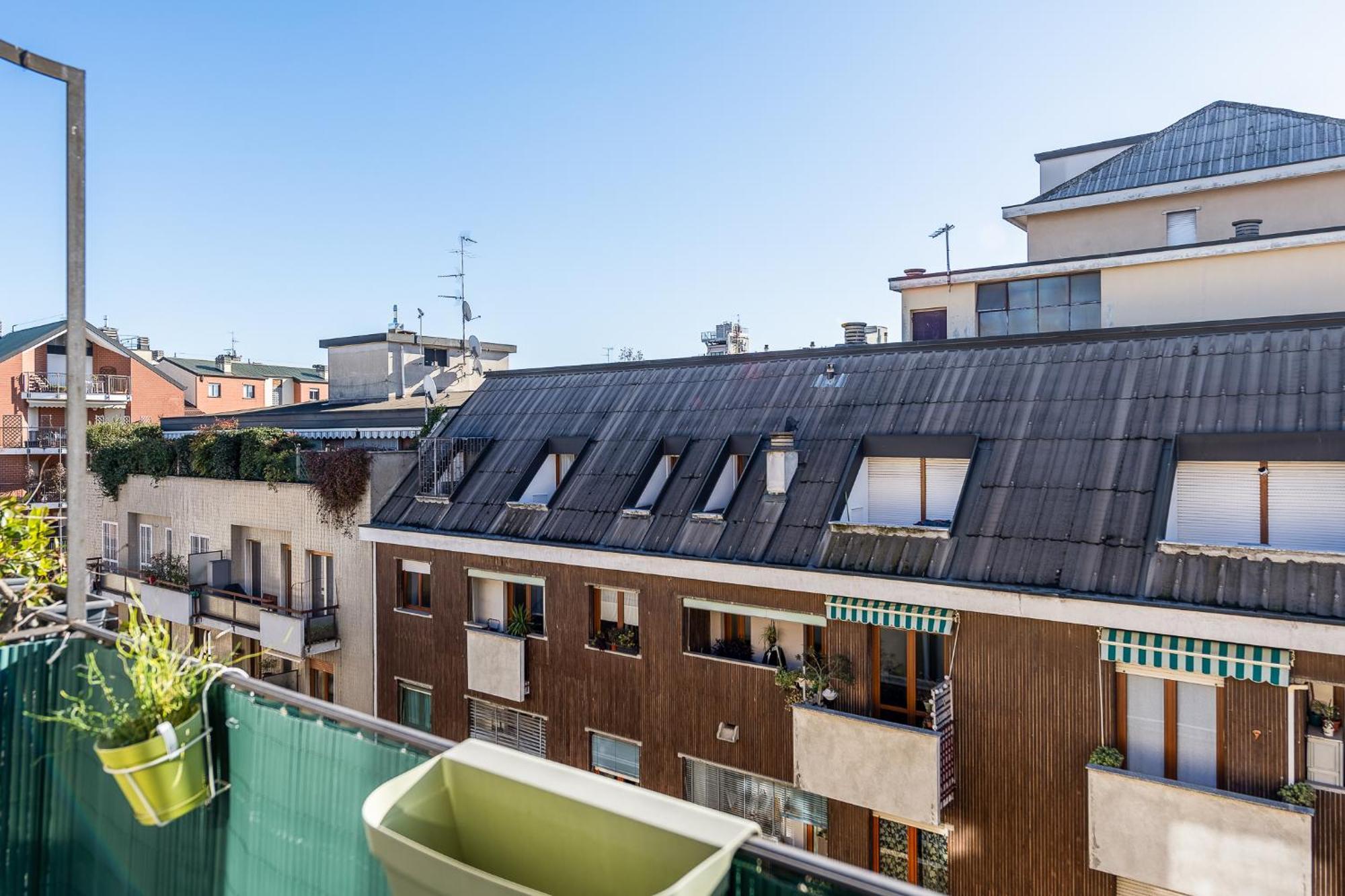 Apartment Bright Loft - Free Private Parking Milan