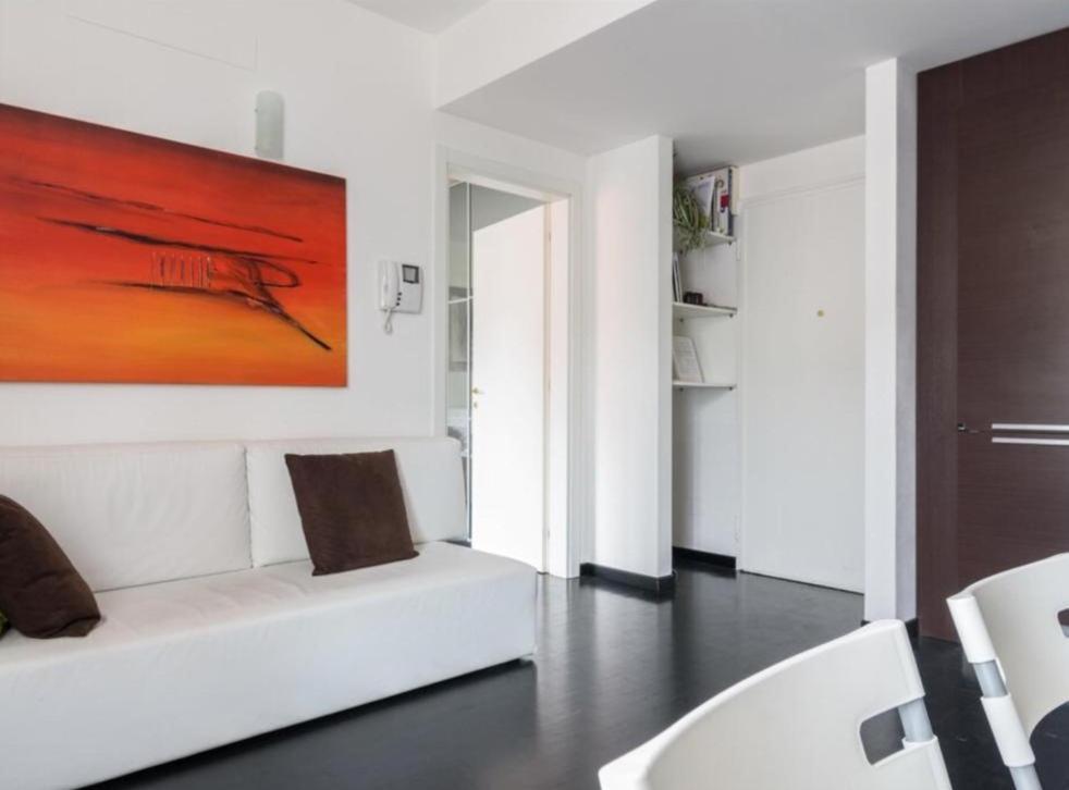 Arco Della Pace -4 Bed Apartment Milan