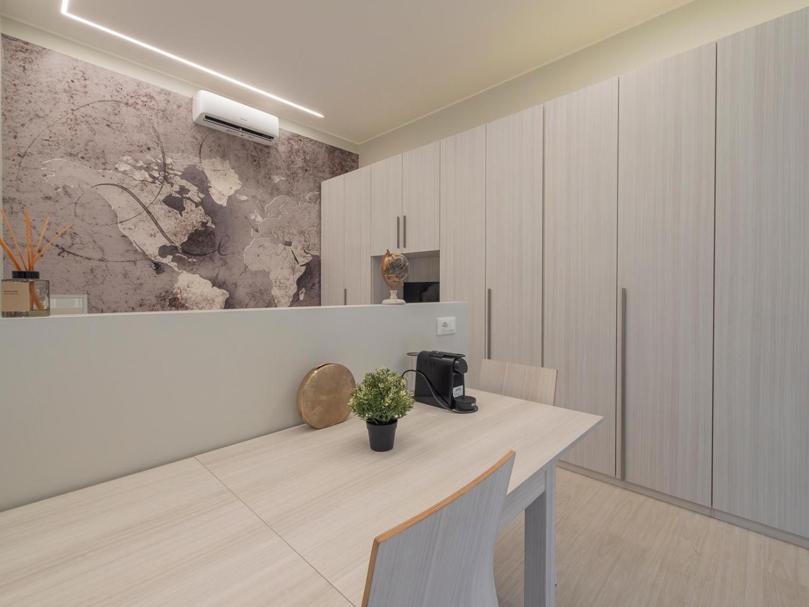 Ihost - Toscanelli 10b Milan